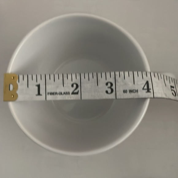 T-MOBILE Tuesdays coffee mug. White with pink heart. - Picture 4 of 6